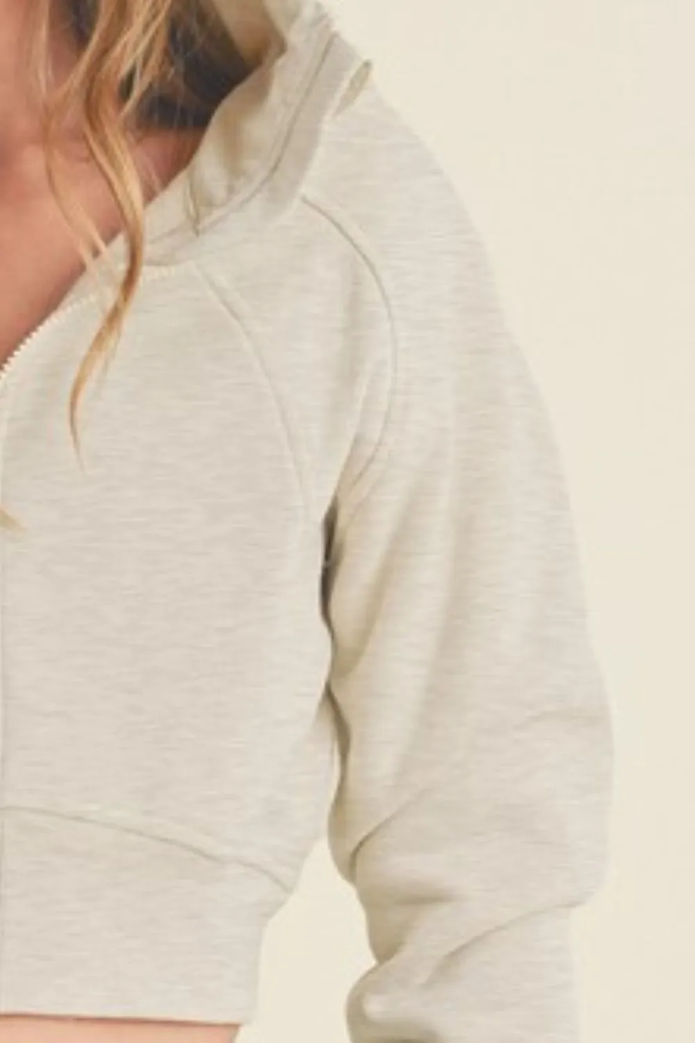 Aemi   Co Zip Up Raglan Sleeve Cropped Hoodie