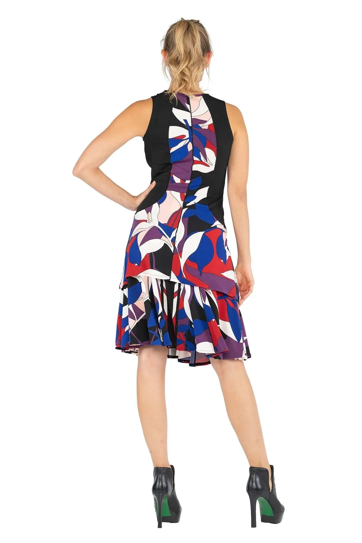 Curve Cut In Tunic